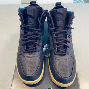 Size 11- Nike Air Force 1 Ebernon Mid Winter